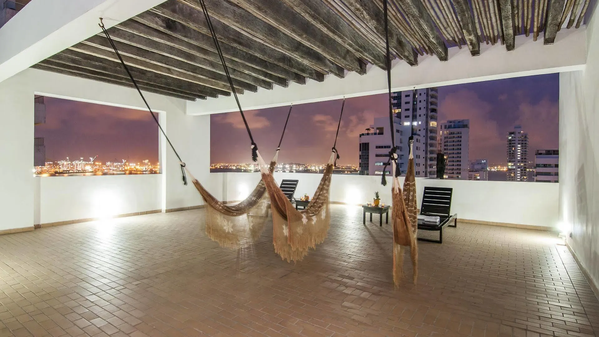 Travelers Orange Cartagena Aparthotel 3*,  Colombia