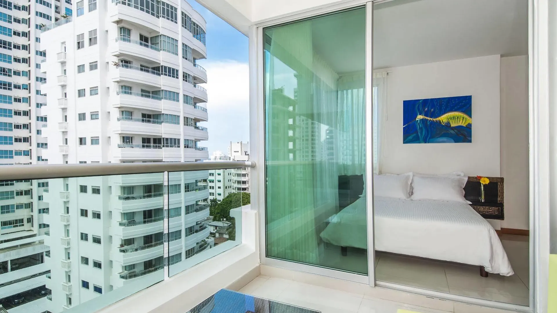 Travelers Orange Cartagena Aparthotel